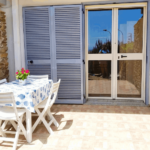 Affitto appartamento a Stintino sul mare con terrazza e accesso diretto alla spiaggia.